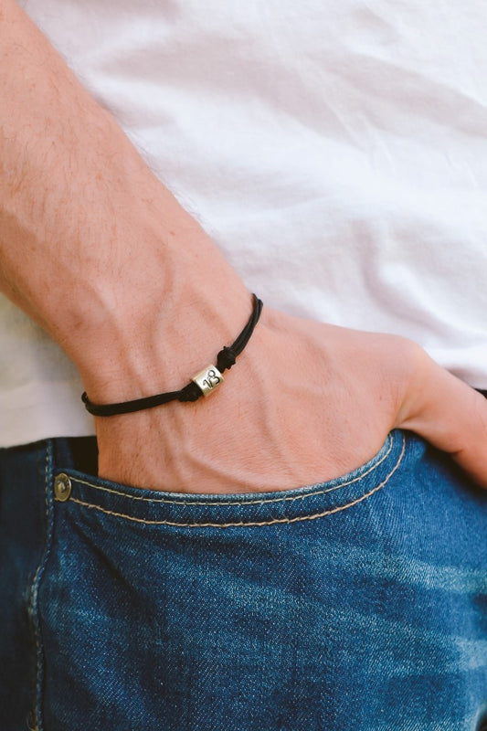 צמיד מזל אסטרולוגיה לגבר בהתאמה אישית חוט שחור