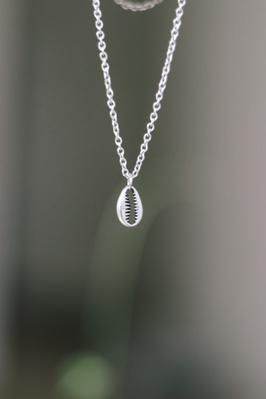 שרשרת קונכיה לאשה, תליון צדף בציפוי כסף