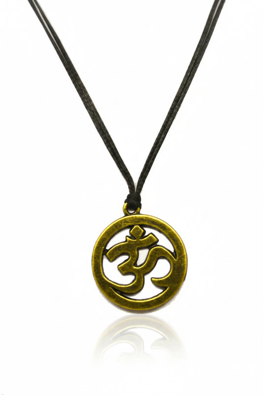 שרשרת לגבר עם תליון אום עגול בצבע נחושת, חוט שחור, תכשיטי יוגה