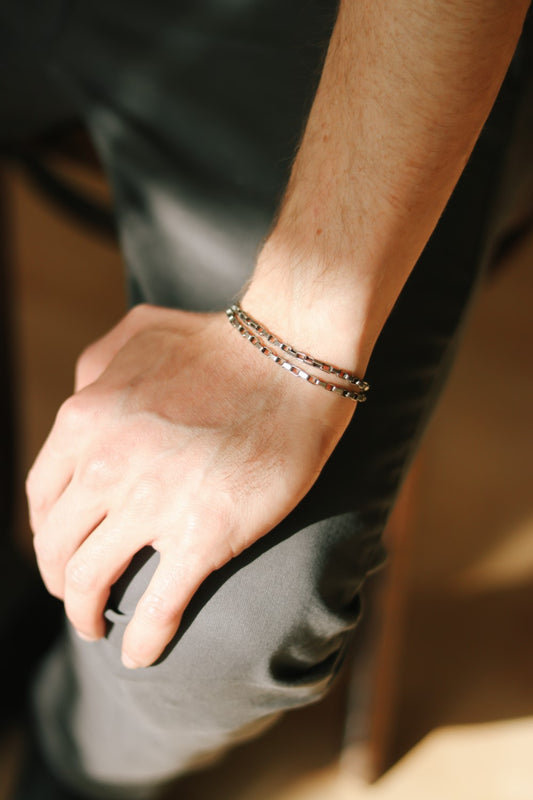 צמיד שרשרת מוארכת מלופף לגבר