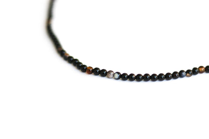 שרשרת לגבר עם חרוזי בוטסואנה בצבע שחור, מתנה לגבר