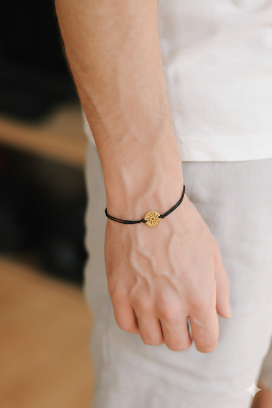 צמיד חוט לגבר עם תליון שמש בצבע זהב מפלדת אל חלד, חוט שחור צמיד עמיד למים