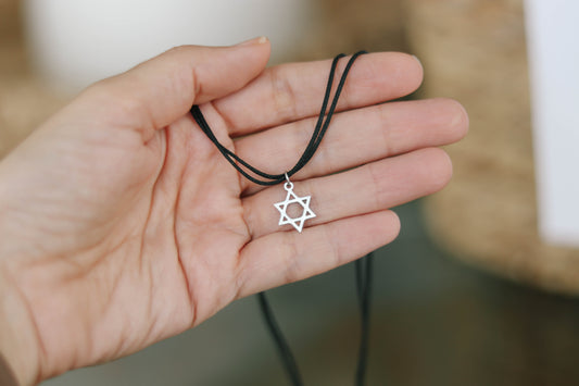 שרשרת מגן דוד לגבר תליון פלדת אל חלד חוט שחור